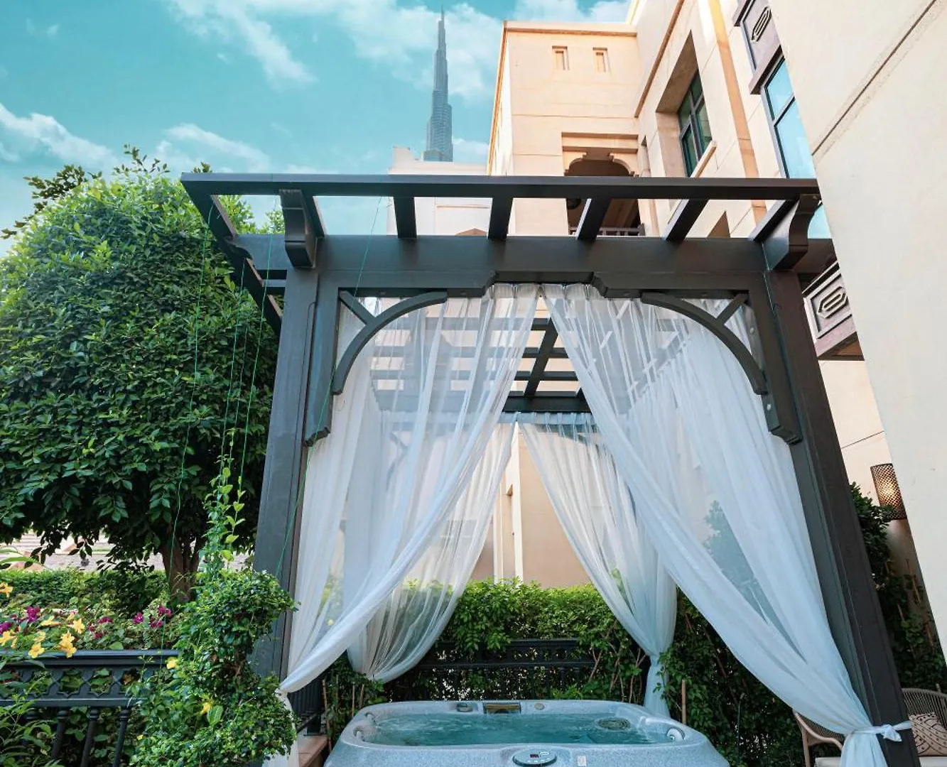 Marsa Palace Souk Al Bahar Dubai Mall 0*,